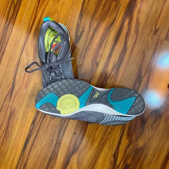 Ryka Devotion TX Training Shoes gray & teal NWOB - Picture 9 of 9